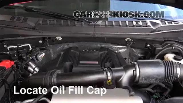 2017 Ford F-150 Raptor 3.5L V6 Turbo Crew Cab Pickup Huile Ajouter de l'huile